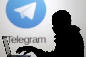 В телеграмм служба поддержки на русском пока еще готовится