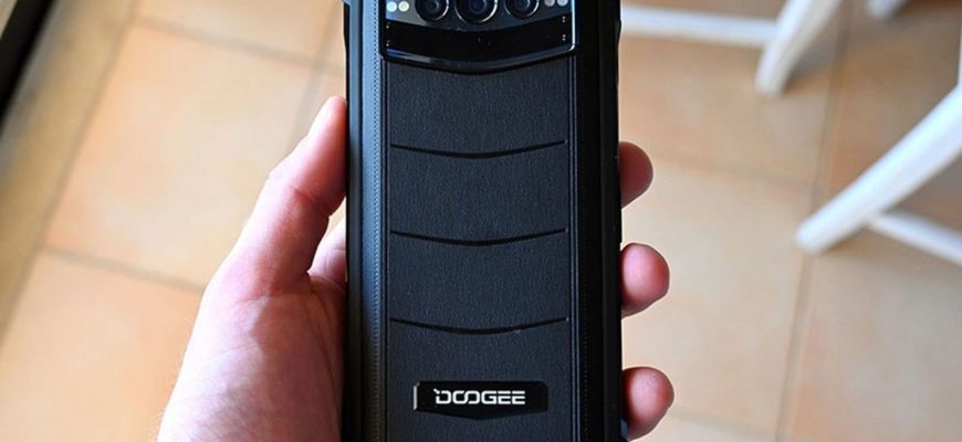 Doogee S100